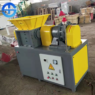 700kg/h 800kg/H Scrap Dual Shaft Shredder 18.5kw Power