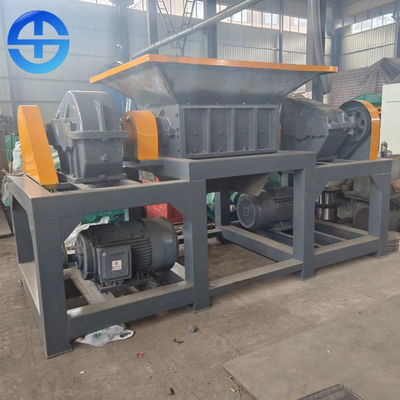 Model 800 2*22kw Motor Dual Shaft Shredder 1500kg / H For Scrap Metals