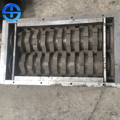 22KW PLC Control Industrial Waste Shredder Light Duty 3100 * 1400 * 2200 Mm