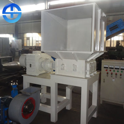 45 Kw Dual Shaft Shredder Iron Shredder Machine 20 R/Min Low Speed Operation