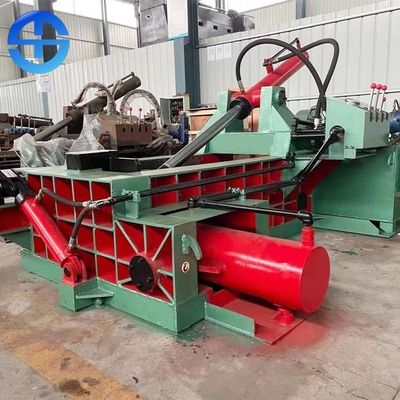 300*300mm Cuboid Bale Size Scrap Baling Machine Forward Out
